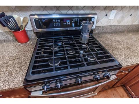 721 Mackenzie Ct, Dayton, OH 45458 photo 17
