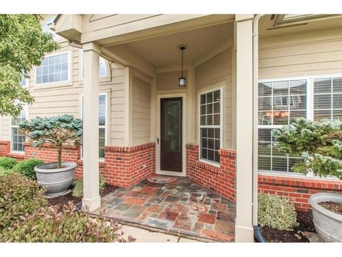 721 Mackenzie Ct, Dayton, OH 45458 photo 2