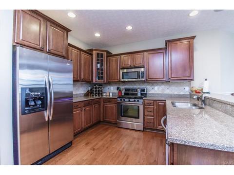 721 Mackenzie Ct, Dayton, OH 45458 photo 15