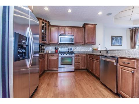 721 Mackenzie Ct, Dayton, OH 45458 photo 16