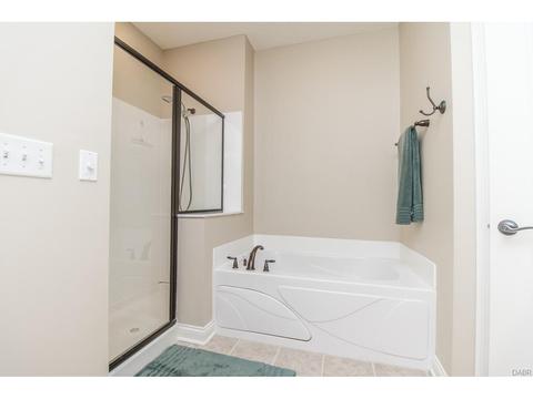 721 Mackenzie Ct, Dayton, OH 45458 photo 23