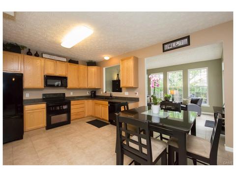 210 Kitty Hawk Dr, Springboro, OH 45066 photo 8