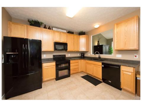 210 Kitty Hawk Dr, Springboro, OH 45066 photo 7