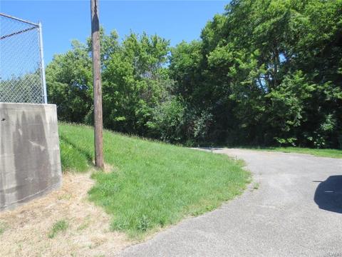 815 E 2nd St, Franklin, OH 45005 photo 5