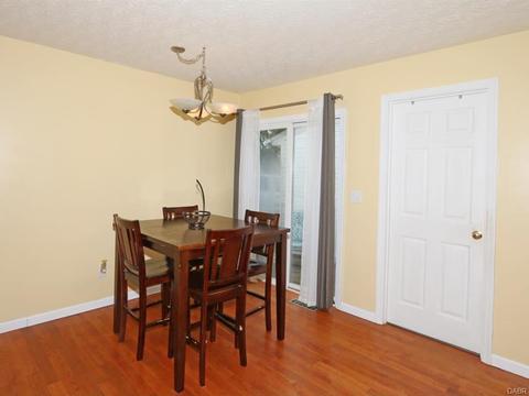 8906 Woolstone Ct, Maineville, OH 45039 photo 7