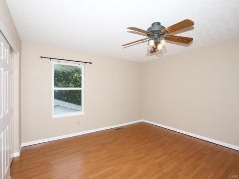 8906 Woolstone Ct, Maineville, OH 45039 photo 12