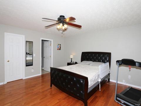 8906 Woolstone Ct, Maineville, OH 45039 photo 9