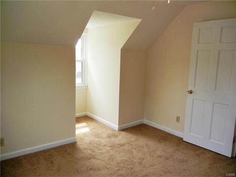 2143 E Bataan Dr, Dayton, OH 45420 photo 28