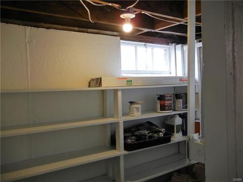 2143 E Bataan Dr, Dayton, OH 45420 photo 34