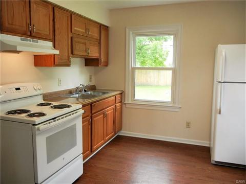 2143 E Bataan Dr, Dayton, OH 45420 photo 15