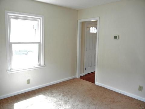 2143 E Bataan Dr, Dayton, OH 45420 photo 13