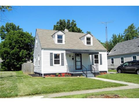 2143 E Bataan Dr, Dayton, OH 45420 photo 1
