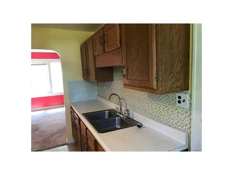 402 E South St, Gratis, OH 45330 photo 12