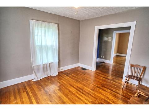 1129 W Dorothy Ln, Dayton, OH 45409 photo 9