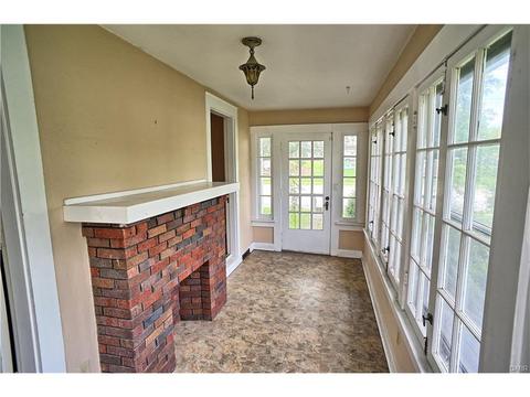 1129 W Dorothy Ln, Dayton, OH 45409 photo 5