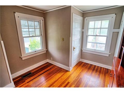 1129 W Dorothy Ln, Dayton, OH 45409 photo 18