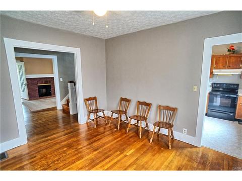 1129 W Dorothy Ln, Dayton, OH 45409 photo 8