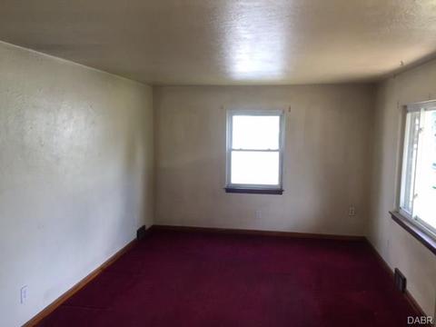 308 E Cecil St, Springfield, OH 45503 photo 3
