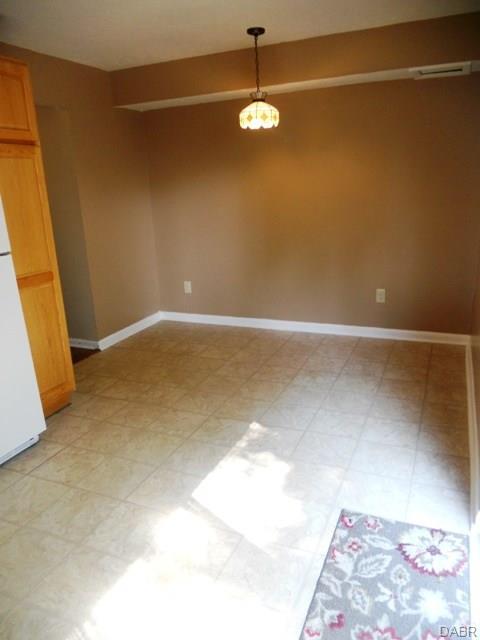707 Clareridge Ln, Dayton, OH 45458 photo 6