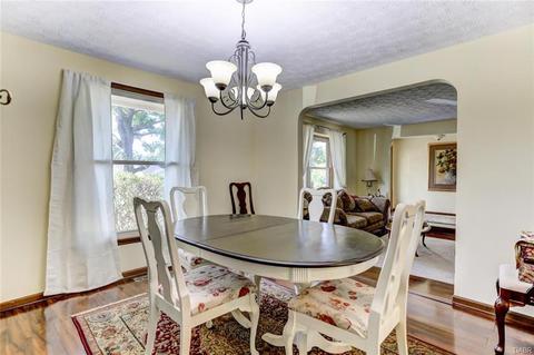 1051 Ambridge Rd, Dayton, OH 45459 photo 5