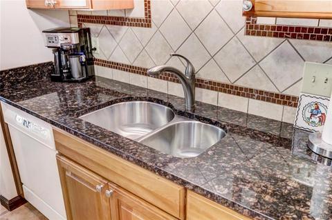 1051 Ambridge Rd, Dayton, OH 45459 photo 16