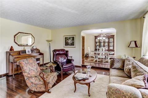 1051 Ambridge Rd, Dayton, OH 45459 photo 9