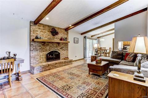 1051 Ambridge Rd, Dayton, OH 45459 photo 6