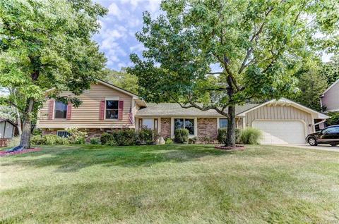 1051 Ambridge Rd, Dayton, OH 45459 photo 1