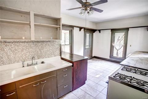 102 E Walnut St, Spring Valley Vlg, OH 45370 photo 13