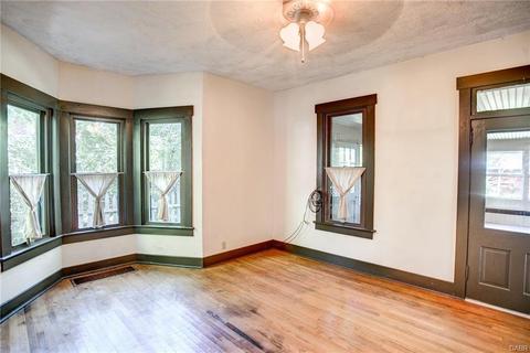 102 E Walnut St, Spring Valley Vlg, OH 45370 photo 6