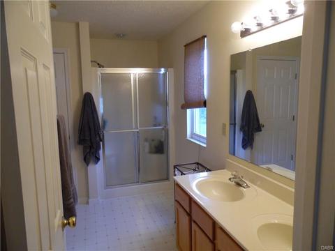 8837 Woolstone Ct, Maineville, OH 45039 photo 10