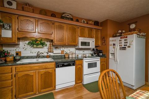 3310 E Turner Dr, Springfield, OH 45504 photo 6