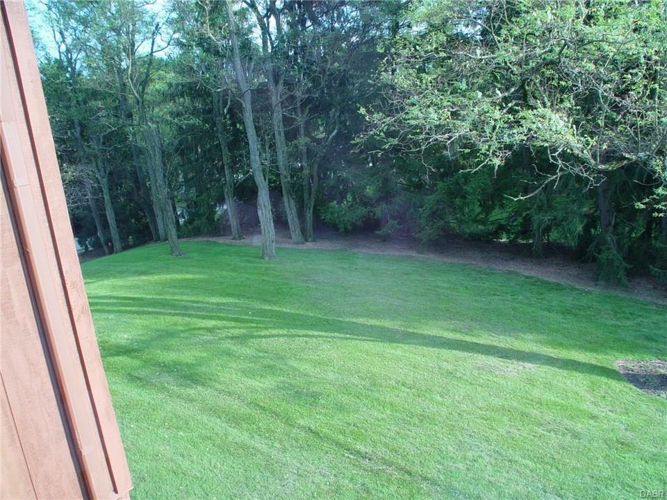  515 Locust Hill Dr, Englewood, OH 45322 photo 36