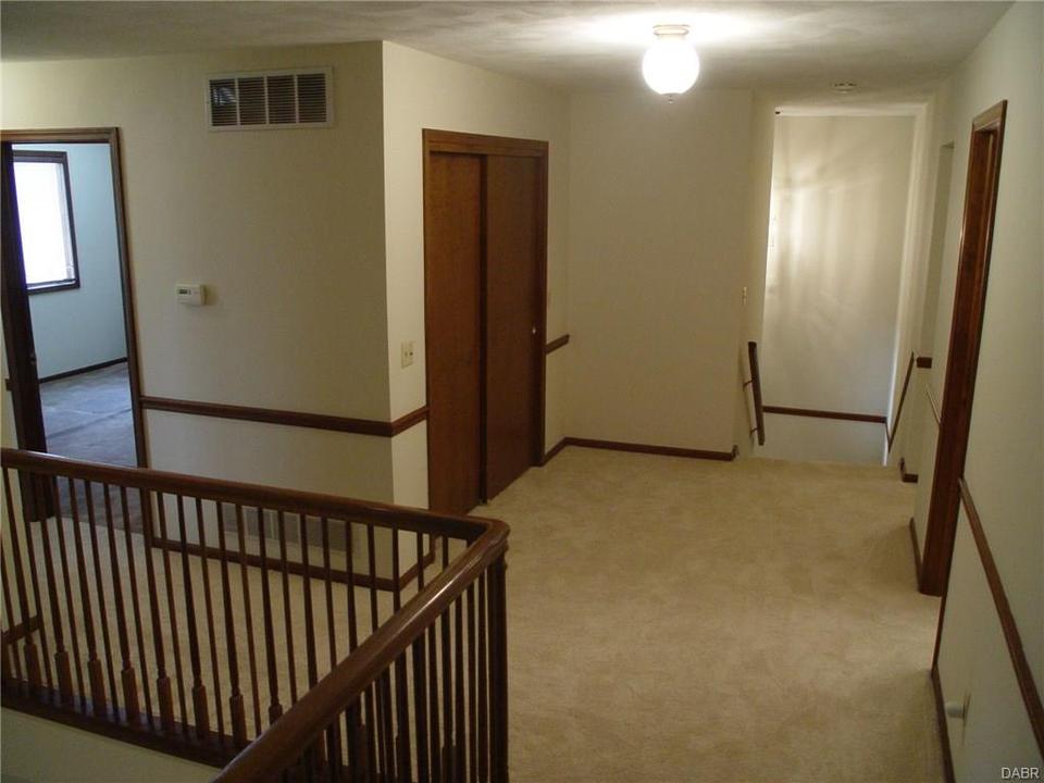 515 Locust Hill Dr, Englewood, OH 45322 photo 28