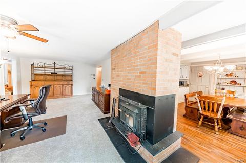 74 Coachman Dr, Dayton, OH 45458 photo 9