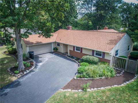 74 Coachman Dr, Dayton, OH 45458 photo 1