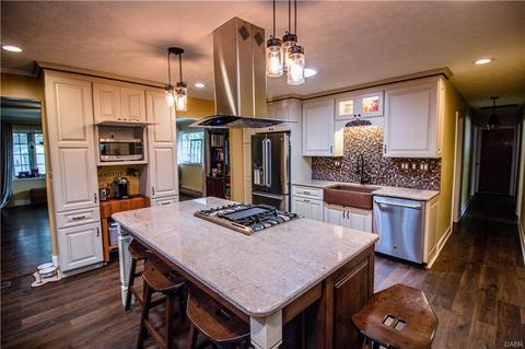 3056 Glenmere Ct, Dayton, OH 45440 photo 5