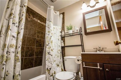 3056 Glenmere Ct, Dayton, OH 45440 photo 14