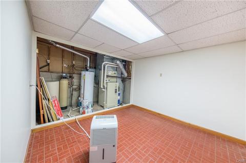 7638 E Von Dette Cir, Dayton, OH 45459 photo 19