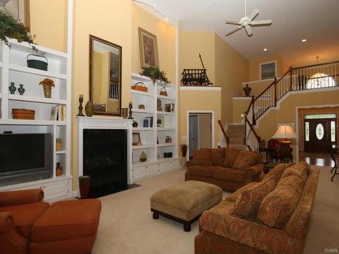 1602 Hawk Ridge Dr, Maineville, OH 45039 photo 8