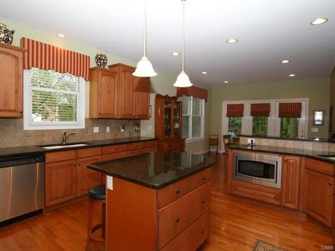 1602 Hawk Ridge Dr, Maineville, OH 45039 photo 13
