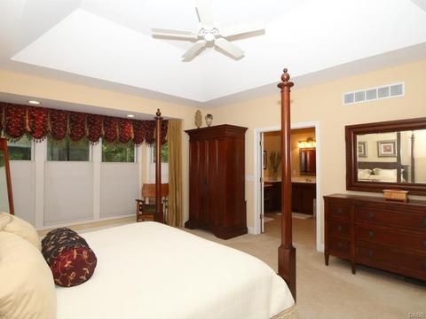 1602 Hawk Ridge Dr, Maineville, OH 45039 photo 17