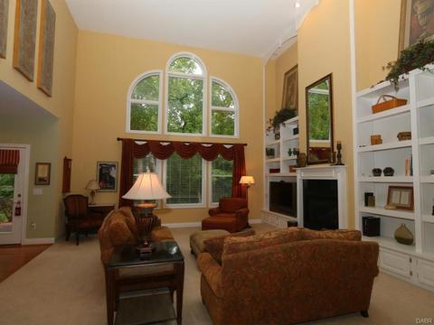 1602 Hawk Ridge Dr, Maineville, OH 45039 photo 6
