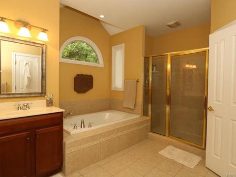 1602 Hawk Ridge Dr, Maineville, OH 45039 photo 20