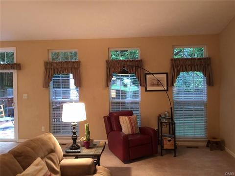 3215 Montpelier Dr, Dayton, OH 45440 photo 4