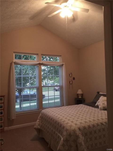 3215 Montpelier Dr, Dayton, OH 45440 photo 25