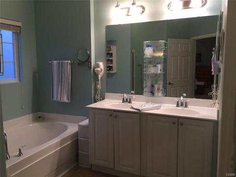 3215 Montpelier Dr, Dayton, OH 45440 photo 17
