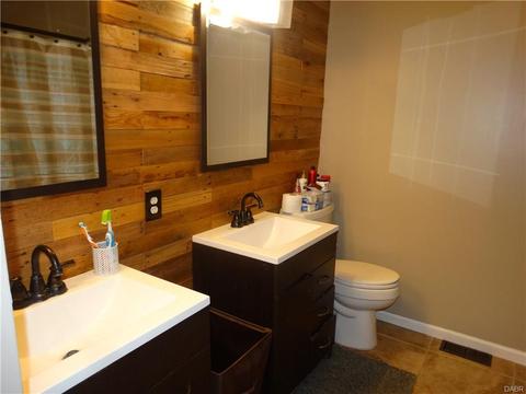 611 S Ada Doty St, Gratis, OH 45330 photo 8