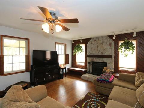 85 N Wright Ave, Fairborn, OH 45324 photo 5