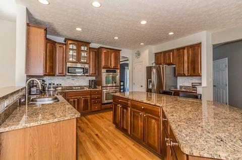 4435 Dolley Dr, Dayton, OH 45440 photo 3